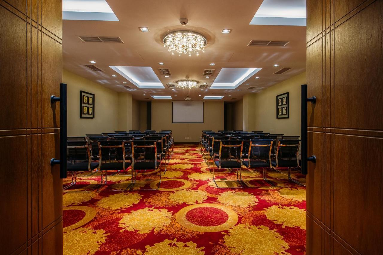 Horizont Hotel Tbilisi ภายนอก รูปภาพ